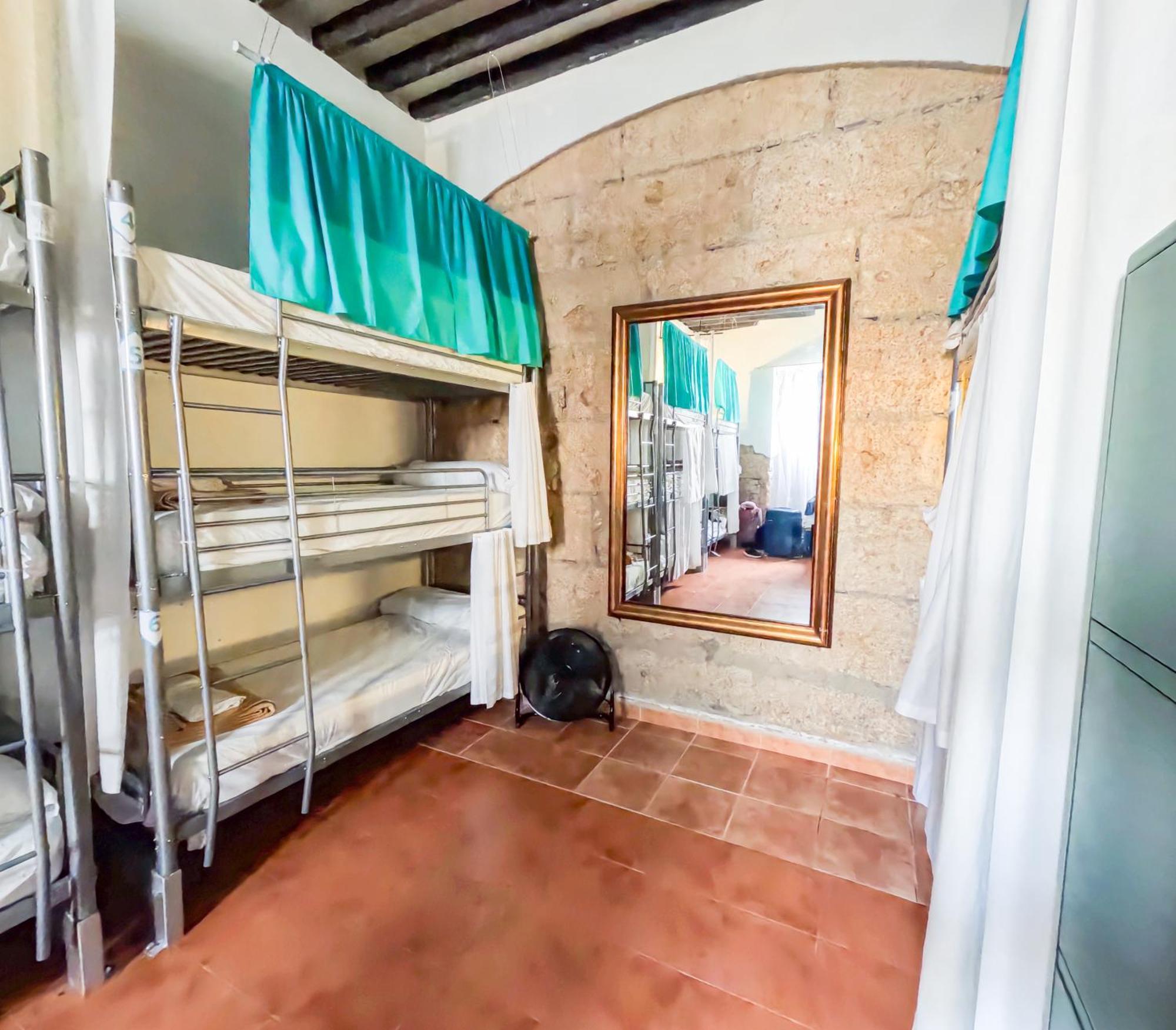 Ashavana Nest Hostel El Médano Szoba fotó